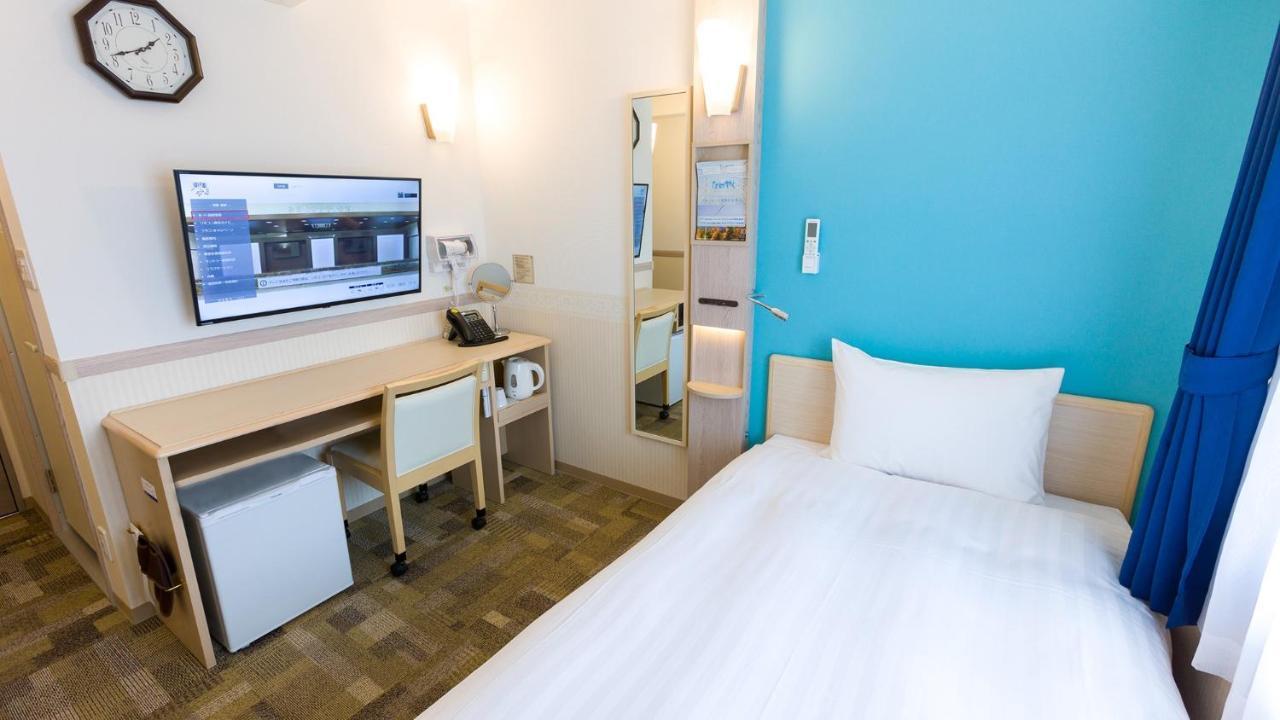 Hotel Toyoko Sannomiya Eki Shiyakusho Mae